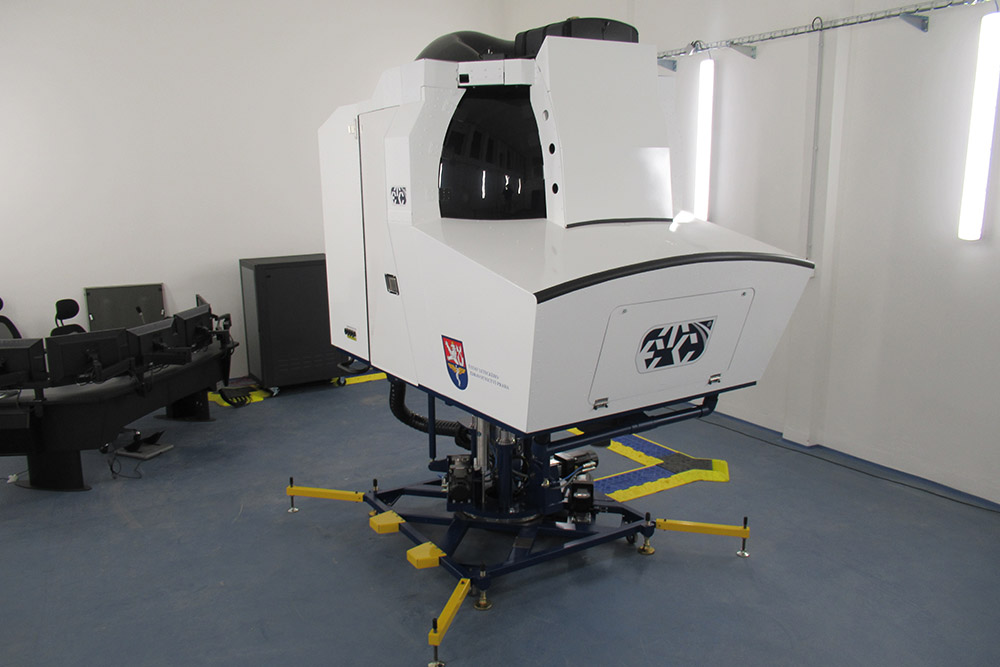 GH-200 Spatial Disorientation Trainer